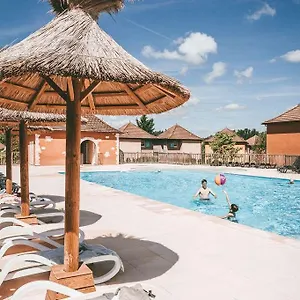 Vakantiepark Terres De France - Domaine De Claire Rive, Prayssac